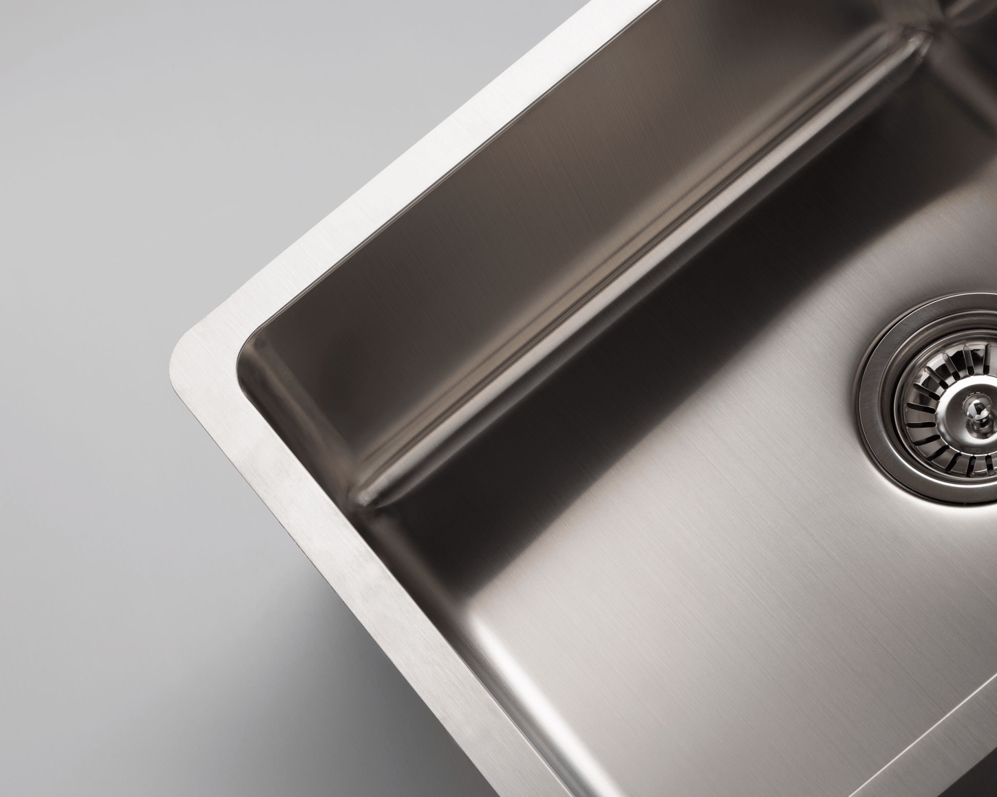 520mm Large Bowl Sink - TITAN