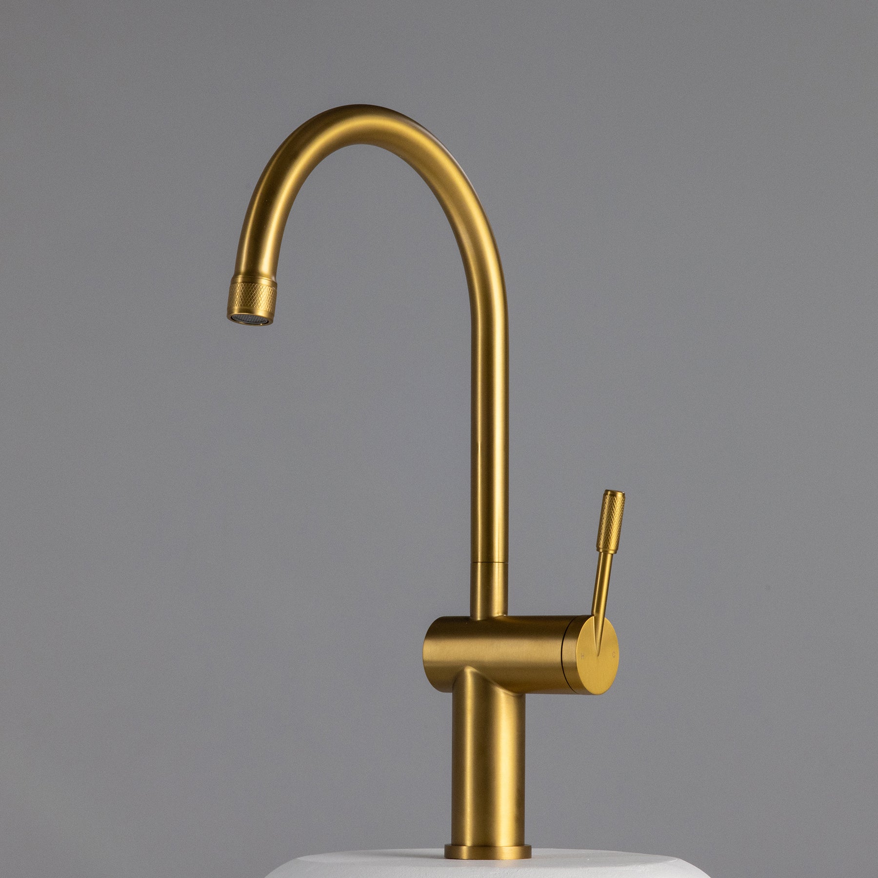 TTRY2 - Sink Mixer Tap - TITAN